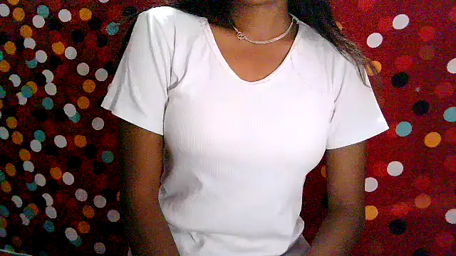 LAYLA 600 online show from 11.05.25