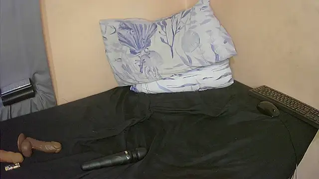 XhosaBoobs4U online show from 10.18.25