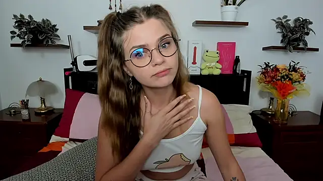 HaleyReedme online show from 06.07.26