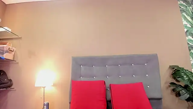 BetsyBennet  online show from 02.16.26