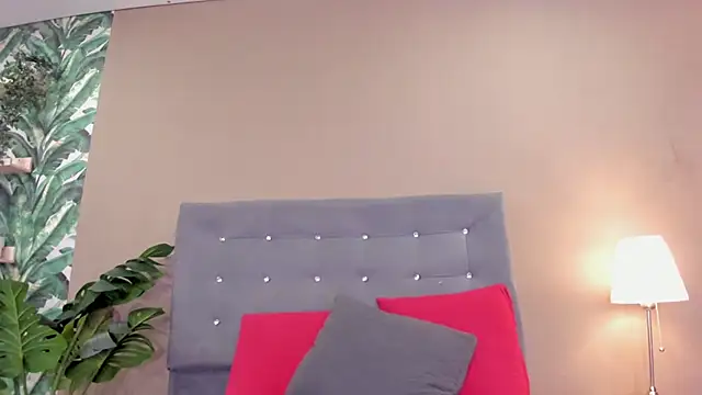 BetsyBennet  online show from 03.28.26