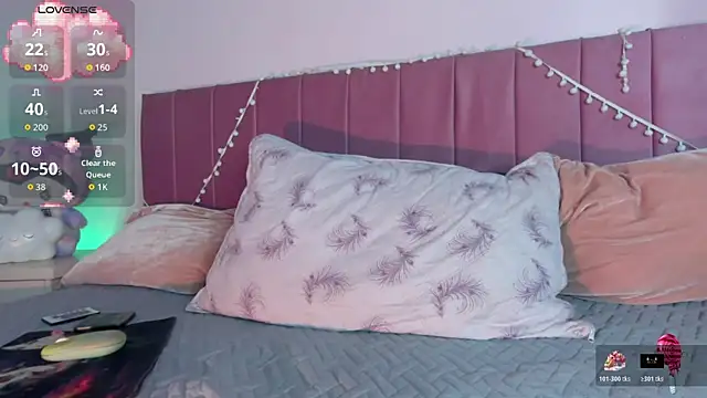 kitty-kryss online show from 12.03.25