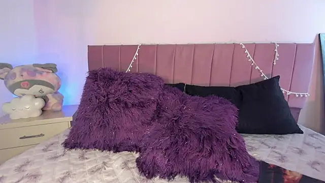 kitty-kryss online show from 01.16.26