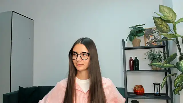 SunnCoote online show from 03.13.25