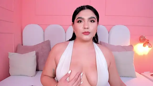 eva sainnt online show from 12.04.25