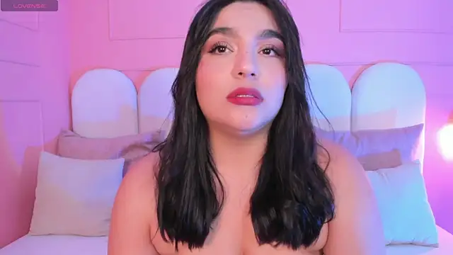 eva sainnt online show from 12.23.25