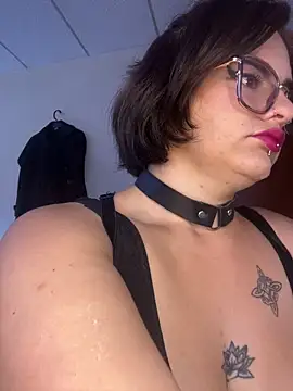 Snapshot of Mistress_Niky_ chatting on 05.29.26 Mistress Niky online show from 05.29.26