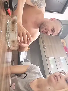 yourflowerpink online show from 10.23.25