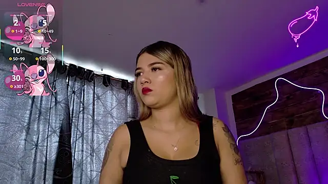 natasha  black online show from 12.21.25