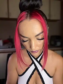 MeganFoxiy online show from 10.10.25