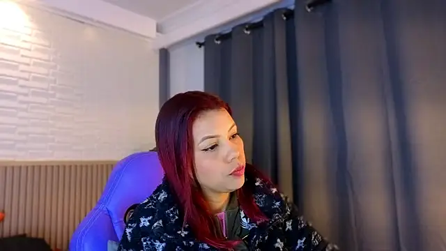 TiffanyWalk online show from 01.08.26