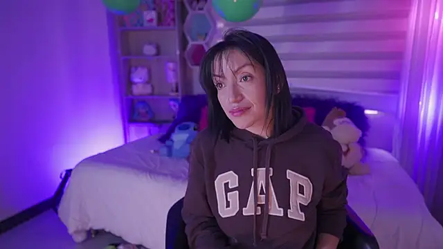 Madison Mayer online show from 03.19.25