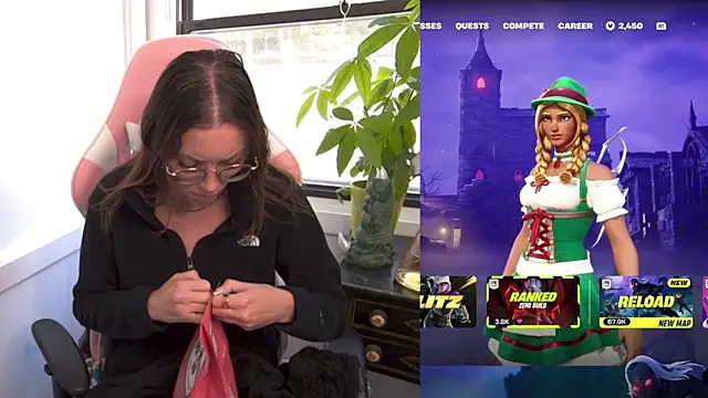 Snapshot of SpaceCowWhore chatting on 10.10.25 SpaceCowWhore online show from 10.10.25