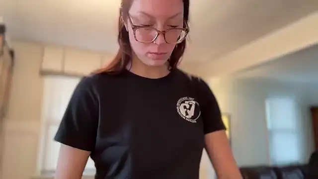 SpaceCowWhore online show from 03.31.26