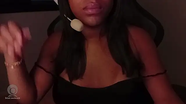 Snapshot of cammydebora chatting on 09.16.25 cammydebora online show from 09.16.25