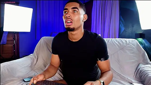 LiamByrne online show from 04.08.26