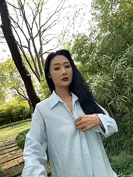 linger-23 online show from 04.09.26