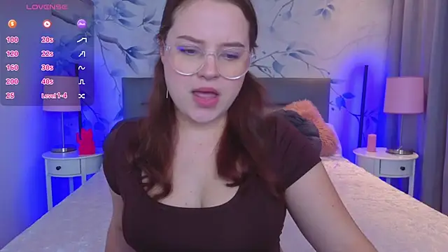 Cute kitty- online show from 09.14.25