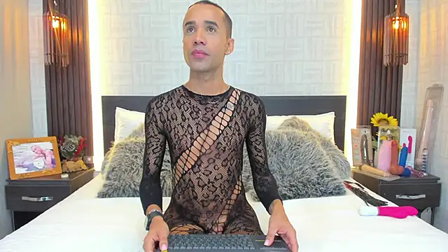 Snapshot of Anghel_Stone chatting on 02.08.26 Anghel Stone online show from 02.08.26