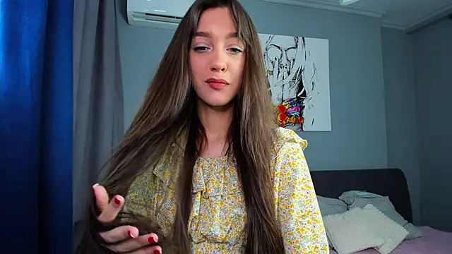 Snapshot of Elli_Lourence chatting on 03.22.25 Elli Lourence online show from 03.22.25