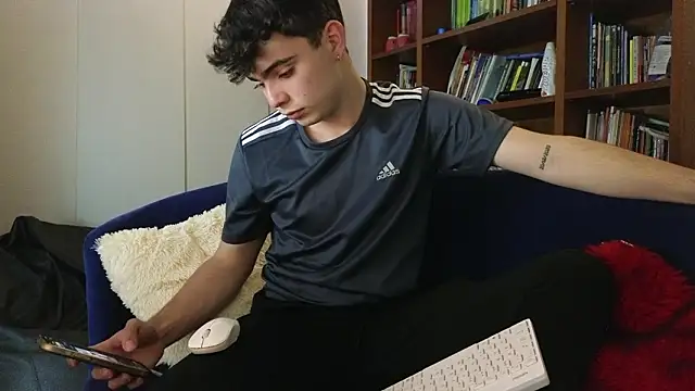 lukeboyce33 online show from 03.24.26