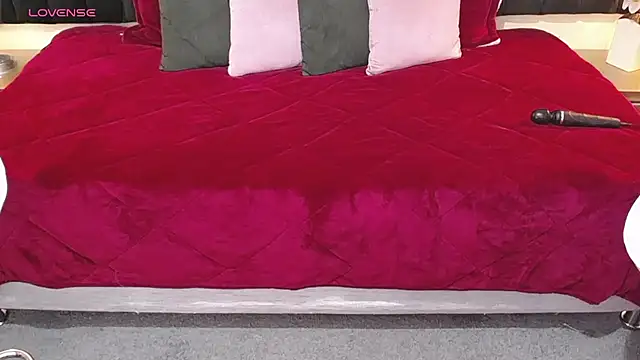 Snapshot of ailyn_maury chatting on 02.02.26 ailyn maury online show from 02.02.26