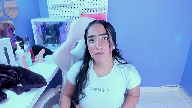 Alice 26  online show from 02.02.26