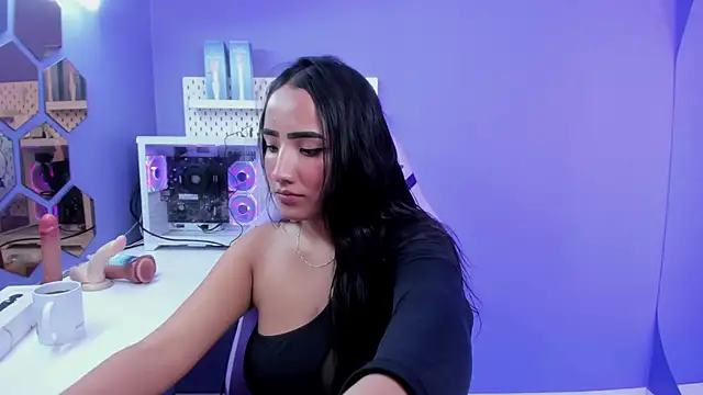 Alice 26  online show from 04.07.26