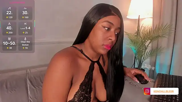 Kendallbleer online show from 10.20.25