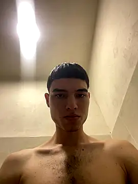 Snapshot of Saul_yei chatting on 09.08.25 Saul yei online show from 09.08.25