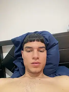 Snapshot of Saul_yei chatting on 10.16.25 Saul yei online show from 10.16.25