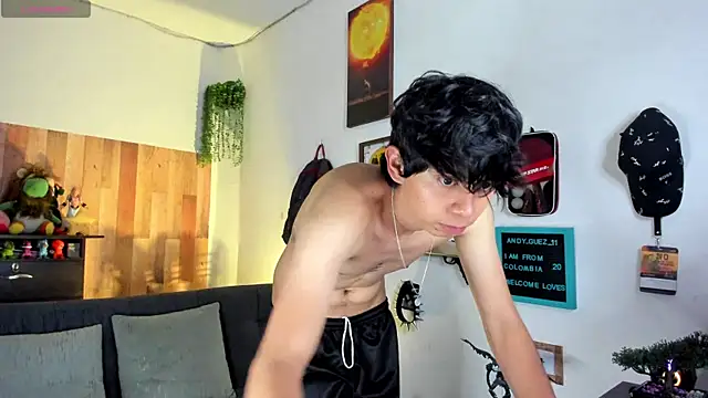 Yaiden 11 online show from 03.18.25