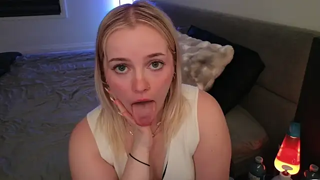 Snapshot of margot_robbie7 chatting on 07.10.26 margot robbie7 online show from 07.10.26
