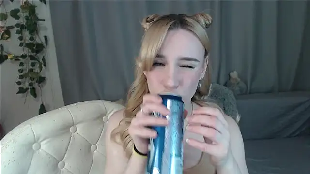 Mia  Kitty online show from 03.19.25