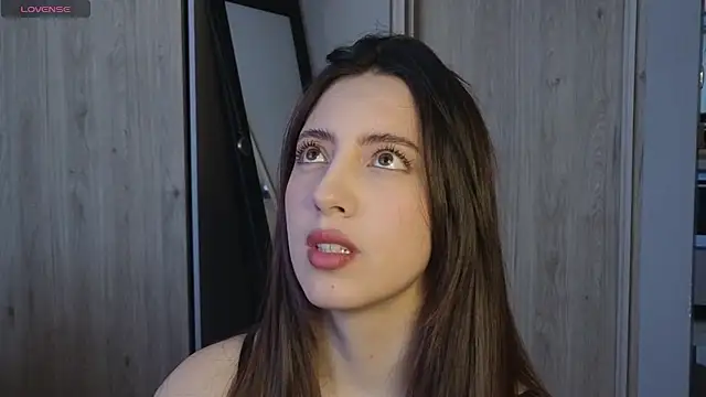 Rebbecawhite meow online show from 11.21.25