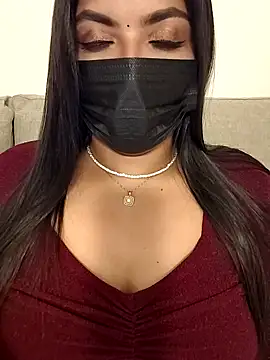 Tamil hot whiskey girl online show from 09.27.25