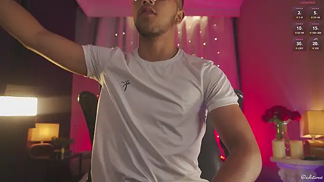 Snapshot of Colstorw_ chatting on 02.12.26 Colstorw online show from 02.12.26