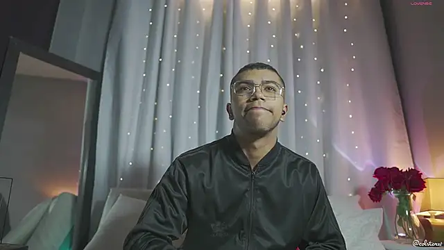 Snapshot of Colstorw_ chatting on 02.20.26 Colstorw online show from 02.20.26