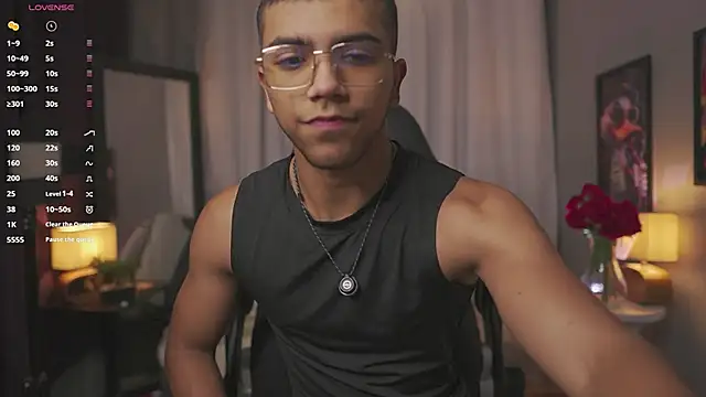 Snapshot of Colstorw_ chatting on 02.25.26 Colstorw online show from 02.25.26