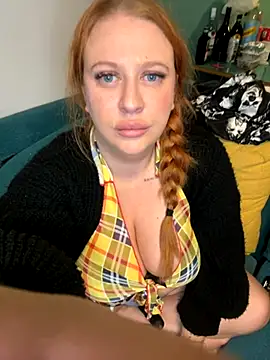 Snapshot of XxXMistyXxX chatting on 09.28.25 XxXMistyXxX online show from 09.28.25