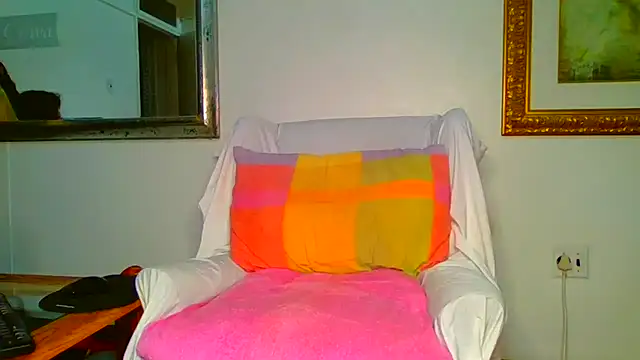 ModelZoee online show from 03.16.26