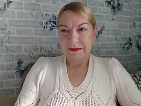 Lillia Ray online show from 10.11.25