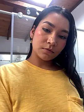 keylamillerr online show from 11.02.25