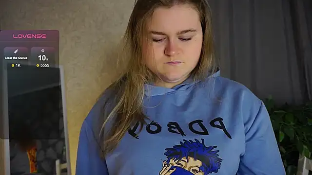 Snapshot of SibleyAllston chatting on 09.08.25 SibleyAllston online show from 09.08.25