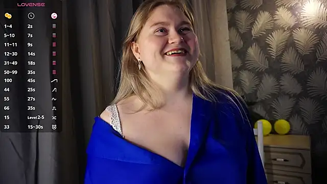 Snapshot of SibleyAllston chatting on 11.07.25 SibleyAllston online show from 11.07.25