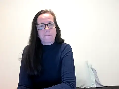 Snapshot of peachgoddess chatting on 03.11.26 peachgoddess online show from 03.11.26