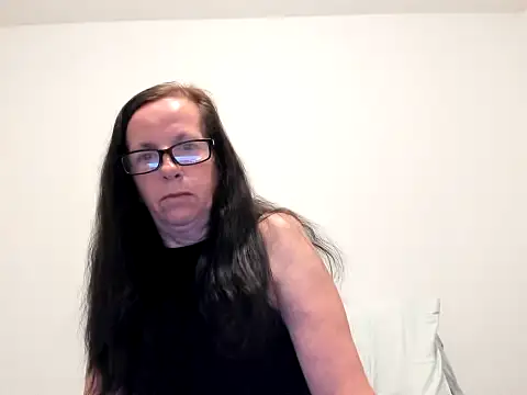 Snapshot of peachgoddess chatting on 03.15.26 peachgoddess online show from 03.15.26