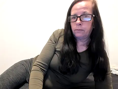 Snapshot of peachgoddess chatting on 03.20.26 peachgoddess online show from 03.20.26