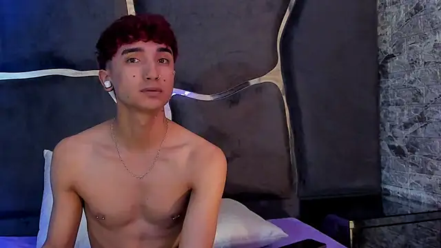 LauryAndNarem69 online show from 03.22.25