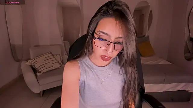 LarisaSmirnov online show from 11.11.25